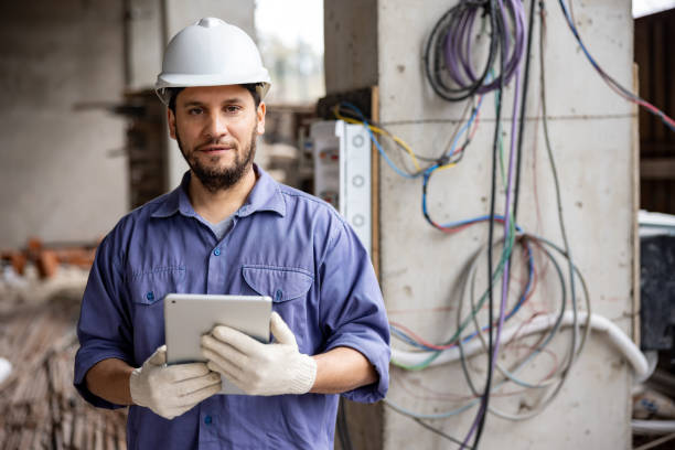 Affordable Emergency Electrician in Siesta Shores, TX